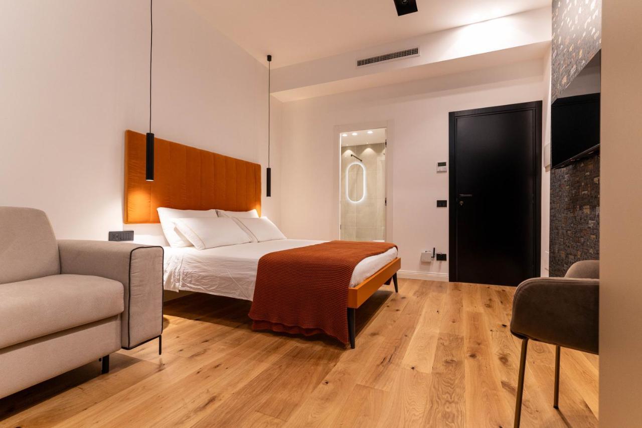 Scipioni Luxury Suite Rome Bagian luar foto
