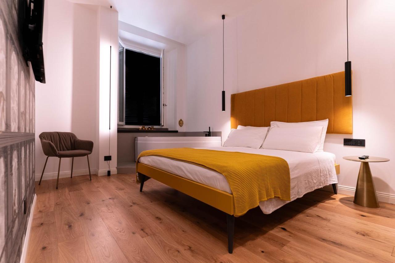Scipioni Luxury Suite Rome Bagian luar foto